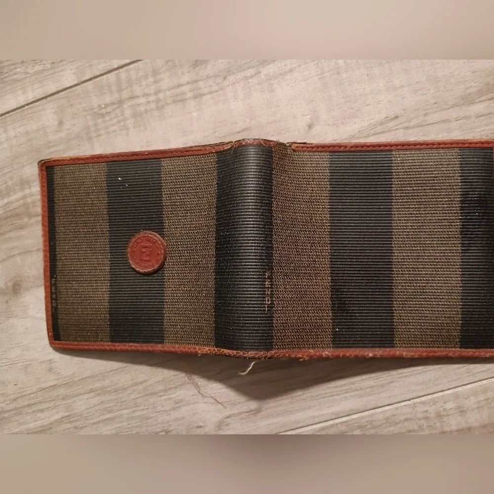 Fendi Wallet Purse Bifold Pecan Green Brown Woman Authentic Used